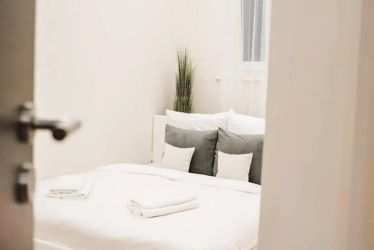 New Luxury Apartment In The Center With A/C Budapest