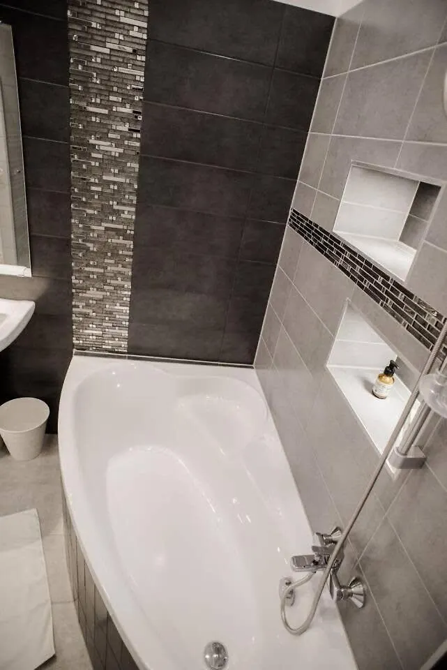 New Luxury Apartment In The Center With A/C Budapest Hungary